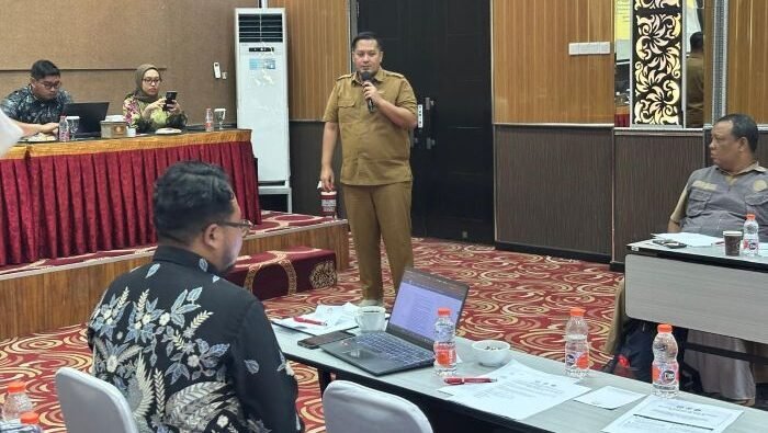 Pemprov Kaltim Gelar FGD di Kutim Kegiatan berlangsung di Hotel Royal Victoria Sangatta, pada Selasa (25/11/2025). Foto: HO/kutaitimurkab.go.id