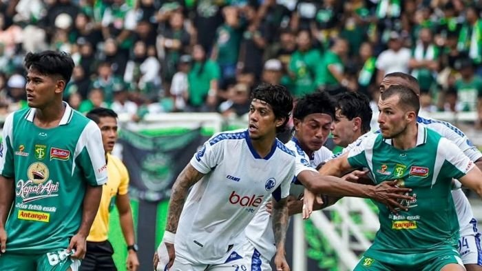 Pekan Ke-13 BRI Super League 2025/26, Derby Jatim Di GBT Rekor Penonton Terbanyak 
