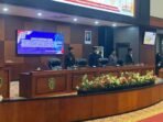 Rapat Paripurna penyampaian Nota Keuangan dan Pandangan Umum Fraksi-Fraksi DPRD terhadap Rancangan APBD Tahun Anggaran 2026, Jumat (28/11/2025). Foto: BorneoFlash/Ardian