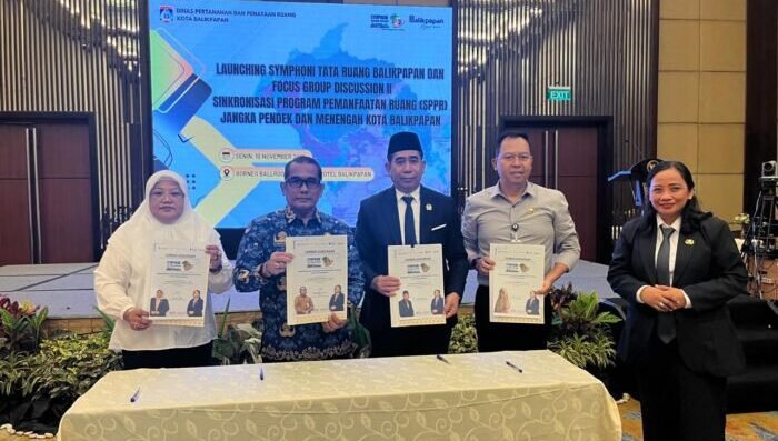 Peluncuran Symphoni Tata Ruang Balikpapan berlangsung di Ballroom Novotel Hotel Balikpapan, pada Senin (10/11/2025). Foto: BorneoFlash/Ardian