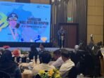 Sekda Kota Balikpapan Muhaimin meluncurkan Symphoni Tata Ruang Balikpapan, di Ballroom Novotel Hotel Balikpapan, pada Senin (10/11/2025). Foto: BorneoFlash/Ardian