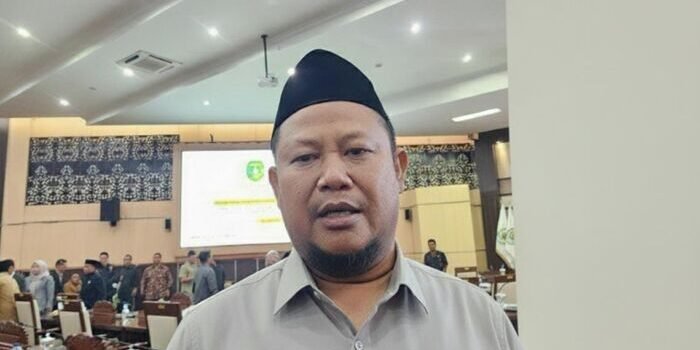 Wakil Ketua I DPRD Kukar, Abdul Rasid. Foto: BorneoFlash/Ernita Sriana