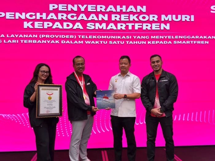 Pertama di Indonesia, SMARTFREN Catat Rekor Nasional Penyelenggara Ajang Lari Terbanyak Dalam Satu Tahun