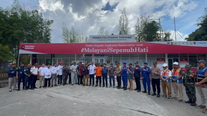 Apel pembukaan posko pengamanan nataru di pelabuhan semayang Balikpapan, pada Kamis (18/12/2025). Foto: BorneoFlash/Niken Sulastri