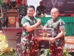 Danpussenif TNI AD Letjen TNI Iwan Setiawan, S.E., M.M., melaksanakan kunjungan kerja ke wilayah Brigif TP 85/BTC di Kabupaten Kutai Barat, pada Rabu (03/11/2025). Foto: HO/Pendam VI/Mlw
