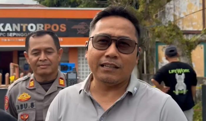 Kapolresta Balikpapan, Kombes Pol Anton Firmanto meluruskan informasi yang sempat beredar di masyarakat terkait insiden kriminal di kawasan Kantor Pos Sepinggan, pada Sabtu (13/12/2025). FotoBorneoFlash/Ist