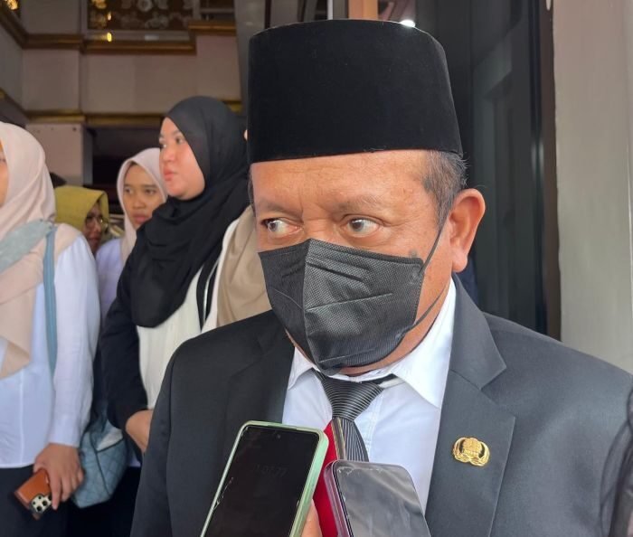 Kepala Badan Kepegawaian dan Pengembangan Sumber Daya Manusia Kota Balikpapan, Purnomo. Foto: BorneoFlash/Niken Sulastri