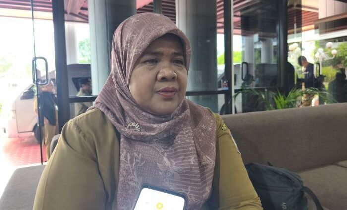 Kepala DKK Balikpapan, Alwiati. Foto: BorneoFlash/Niken Sulastri