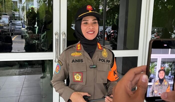 Kepala Satpol PP Kota Samarinda, Anis Siswantini. Foto: BorneoFlash/Nur Ainunnisa