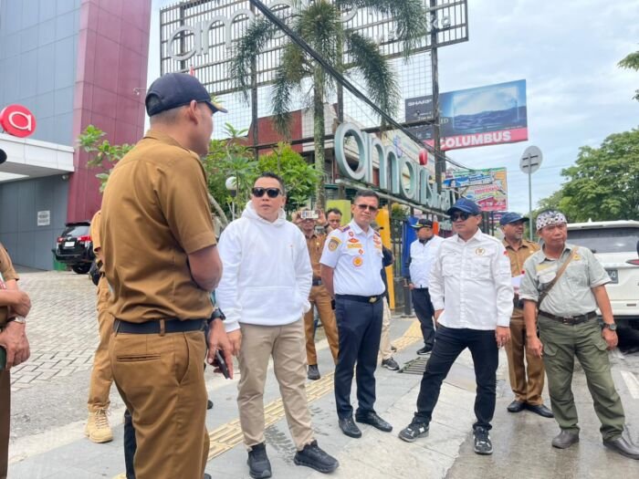 Tinjau Jalan Protokol, DPRD Samarinda Nilai LPJU Belum Sesuai Standar