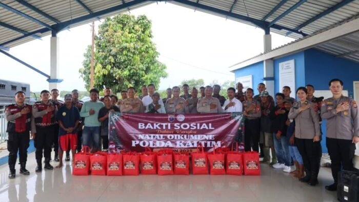 Polda Kaltim melalui Seksi Diakonia Panitia Natal melaksanakan kegiatan bakti sosial selama dua hari berturut-turut dengan menyambangi panti asuhan serta masyarakat yang membutuhkan di Kota Balikpapan. Foto: HO/Humas Polda Kaltim