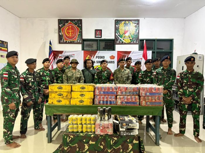 Satgas Pamtas RI-Malaysia Yonkav 13/Satya Lembuswana Gagalkan Penyelundupan Miras Ilegal 