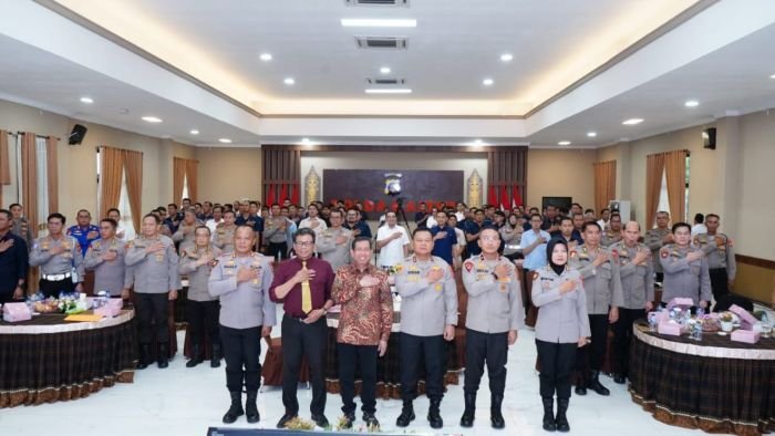 Sosialisasi RKUHAP guna mewujudkan penegakan hukum yang profesional dan proporsional di lingkungan Polda Kaltim, berlangsung di Gedung Mahakam Polda Kaltim, pada Kamis (18/12/2025). Foto: HO/Humas Polda Kaltim