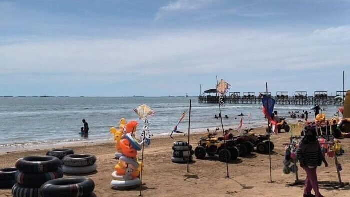 Suasana Pantai Manggar Segara Sari Balikpapan. Foto: BorneoFlash/Niken Sulastri