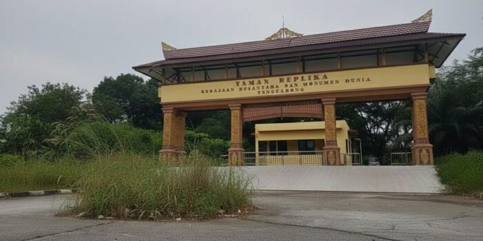 Taman Replika di Kelurahan Panji, Kecamatan Tenggarong, Kabupaten Kutai Kartanegara (Kukar). Foto: BorneoFlash/Ernita Sriana