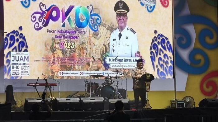 Wakil Wali Kota Balikpapan, Bagus Susetyo Saat membuka PKD 2025 di Balikpapan Sport and Convention Center (BSCC)/Dome, pada Senin malam (8/12/2025). Foto: BorneoFlash/Niken Sulastri