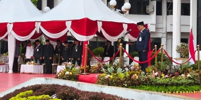 Wakil Wali Kota Balikpapan, H. Bagus Susetyo Pimpin Upacara Peringatan Hari Bela Negara di Balai Kota Balikpapan, pada Jumat (19/12/2025). Foto: BorneoFlash/Niken Sulastri