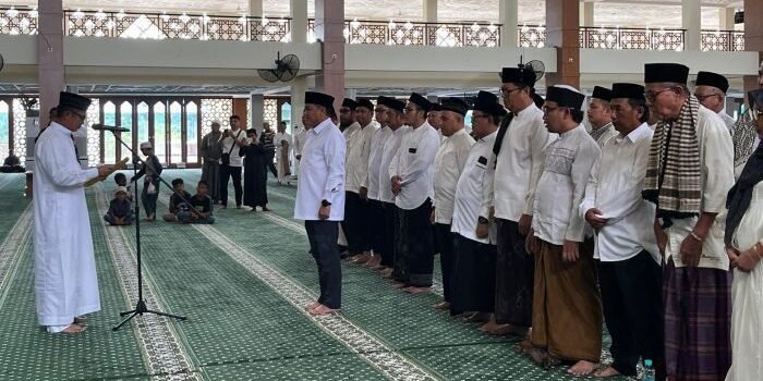 Wali Kota Balikpapan Kukuhkan Pengurus Badan Pengelola Masjid Madinatul Iman Periode 2025–2030