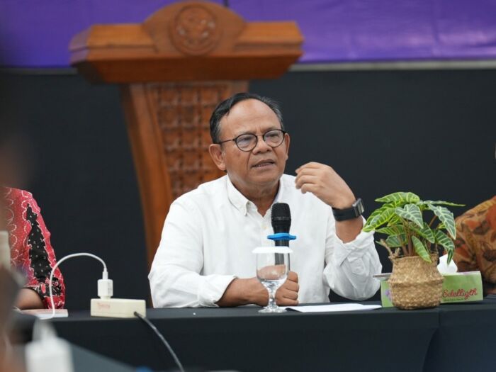 Catatan Akhir Tahun Dewan Pers 2025: Kemerdekaan Pers Terancam, Profesionalisme dan Ekonomi Media Jadi Tantangan Serius