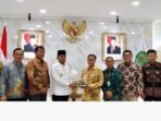 GM PLN UIP KLT, Basuki Widodo bersama jajaran PLN Grup Kaltim melakukan audiensi dengan Gubernur Kaltim, H. Rudy Mas’ud pada Kamis (15/1/2026). Foto: HO/PLN UIP KLT