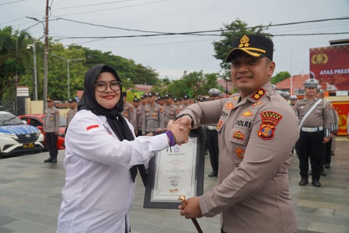 Kapolres Paser dan Personel Terima Penghargaan TRC-PPA Jakarta atas Kinerja Perlindungan Perempuan dan Anak