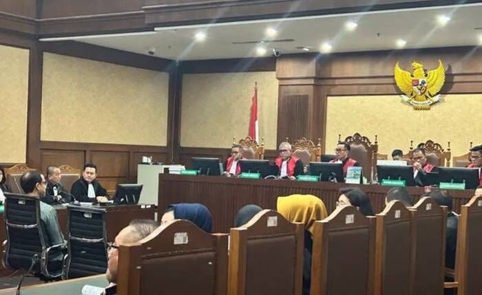 Mendikbudristek periode 2019-2024 Nadiem Anwar Makarim dalam sidang pembacaan surat dakwaan di Pengadilan Tipikor pada PN Jakpus, Senin (5/1/2026). FOTO : ANTARA/Agatha Olivia Victoria