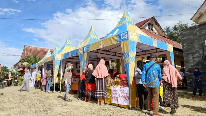 Otorita IKN menyelenggarakan Operasi Pangan Murah (OPM) dan penyuluhan penganekaragaman pangan bagi Kader PKK dan Posyandu di Kantor Kecamatan Sepaku, Penajam Paser Utara, pada Selasa (27/1/2026). Foto: HO/Humas Otorita IKN