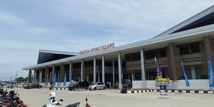 Pasar Modern Tangga Arung Square Tenggarong. Foto: BorneoFlash/Ernita Sriana