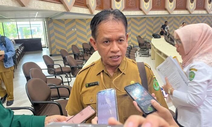 Pelaksana Tugas Kepala Disdikbud Kalimantan Timur, Armin. Foto: BorneoFlash/Nur Ainunnisa