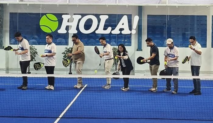 Peresmian HOLA! Padel & Tennis Club yang dibuka bersamaan dengan Cafe Sangu, di Jalan MT Haryono, pada Sabtu (24/1/2026). Foto: BorneoFlash/Niken Sulastri