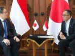 Pertemuan Menteri Pendidikan Tinggi, Sains, dan Teknologi (Mendiktisaintek), Brian Yuliarto (kanan) dengan Charge d’Affaires Kedutaan Besar Jepang untuk Indonesia, Myochin Mitsuru (kiri) di Jakarta, Rabu (14/1/2026). FOTO : ANTARA/HO-Kemdiktisaintek