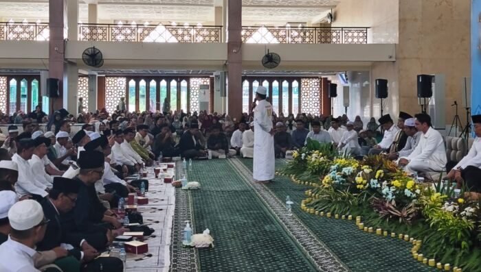 Tabligh Akbar di Masjid Madinatul Iman Balikpapan Islamic Center (BIC), pada Sabtu (3/12/2026). Foto: BorneoFlash/Niken Sulastri