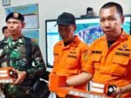 Tim SAR gabungan menunjukkan benda diduga black box (kotak hitam) usai ditemukan tim khusus pada ekor pesawat ATR 42-500 dengan nomor registrasi PK-THT milik IAT yang kecelakaan di wilayah pegunungan Bulusaraung, Kabupaten Pangkep, Sulawesi Selatan, Rabu (21/1/2026). Foto: BorneoFlash/ANTARA/HO-SAR gabungan/aa