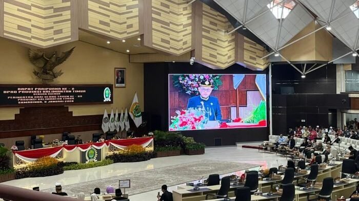 Wakil Gubernur Kalimantan Timur, Seno Aji dalam Rapat Paripurna ke-2 DPRD Provinsi Kalimantan Timur yang digelar di Gedung B DPRD Kaltim, pada Jumat (9/1/2026). Foto: BorneoFlash/Nur Ainunnisa