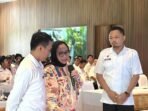 Wakil Kepala BGN bidang Komunikasi Publik dan Investigasi Nanik Sudaryati Deyang (tengah) pada pertemuan bersama kepala SPPG se-Kabupaten Banyuwangi, Jawa Timur, Sabtu (26/1/2026). ANTARA/HO-BGN.