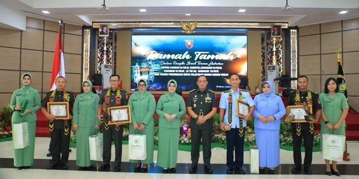 Acara Sertijab Aspers Kasdam VI/Mlw, Kabintaljarahdam VI/Mlw, Kakudam VI/Mlw, LO TNI AU dan Dankikav 13/MTC Kodam VI/Mlw di Aula Makodam VI/Mlw, Pada Senin(26/1/2026). Foto: HO/Pendam VI/Mlw