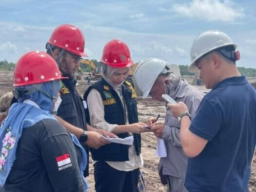 Kemnaker menjatuhkan sanksi administratif denda sebesar Rp2,17 miliar kepada PT BAP setelah pengawas ketenagakerjaan menemukan 164 tenaga kerja asing (TKA) beraktivitas di area kerja perusahaan tersebut tanpa pengesahan Rencana Penggunaan Tenaga Kerja Asing (RPTKA). Foto: HO/Biro Humas Kemnaker