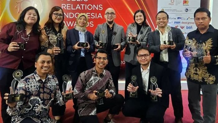 Dalam ajang PRIA 2026 ini, selain meraih Platinum Winner, PHI memboyong penghargaan pada beragam kategori, yakni Gold Winner INSAN PR INDONESIA (Dony Indrawan), Sustainability Report, Laporan Tahunan, Departemen PR, Kanal Digital, Owned Media (Majalah Internal Energia Kalimantan Edisi 9), dan Public Affairs. Foto: HO/Humas PHI