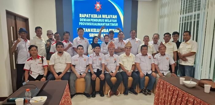 DPW IKABES Sriwijaya Kaltim sukses menggelar Rakerwil di Hotel Claro Pandurata, kawasan Stadion Kadrie Oening, Sempaja Selatan, Kota Samarinda, pada Sabtu malam (14/2/2026). Foto: HO/IKABES Sriwijaya Kaltim