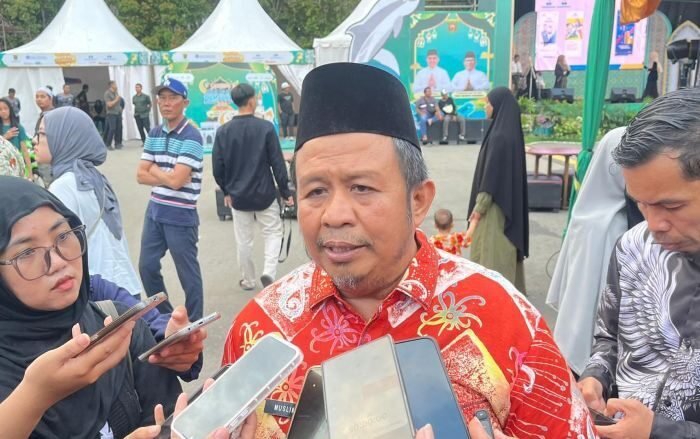 Kepala Disporapar Samarinda, Muslimin. Foto: BorneoFlash/Nur Ainunnisa