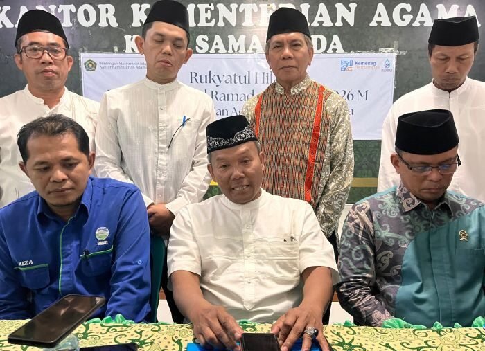 Kepala Kantor Kemenag Kota Samarinda, Nasrun (Tengah). Foto: BorneoFlash/Nur Ainunnisa