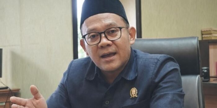 Ketua Komisi I DPRD Kukar, Agustinus. Ketua Komisi I DPRD Kukar, Agustinus. Foto: BorneoFlash/Ernita Sriana