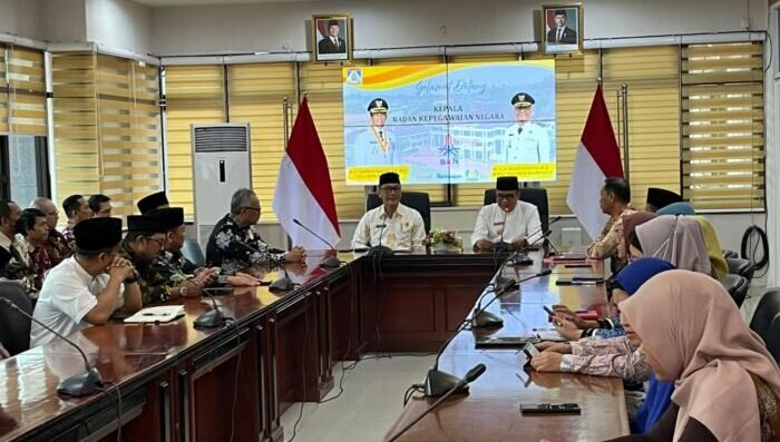 Kepala BKN RI, Zudan Arif Fakrulloh Saat Kunjungan ke Pemerintah Kota Balikpapan, pada Jumat (27/2/2026), di Balai Kota Balikpapan. Foto: BorneoFlash/Ardian