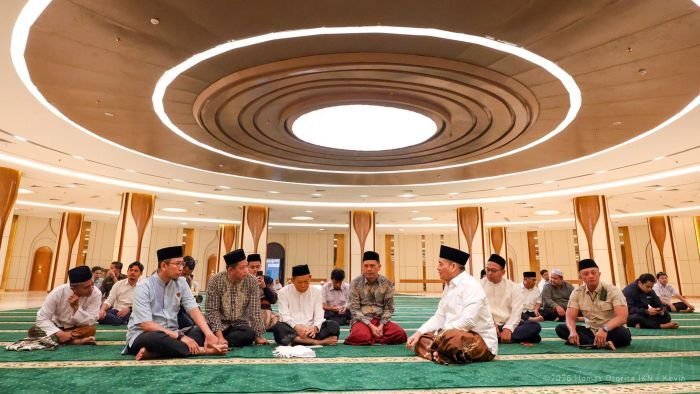 Menjelang Ramadan 1447 H, Wakil Menteri Agama, R. Muhammad Syafi’i, melakukan kunjungan kerja ke IKN guna memastikan kesiapan sarana ibadah dan infrastruktur pendukung di Masjid Negara IKN. Foto: HO/Humas Otorita IKN