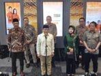 Menteri Koordinator Bidang Pemberdayaan Manusia (Menko PM) Muhaimin Iskandar memberikan keterangan dalam konferensi pers usai pertemuan terbatas bersama Menteri Sosial Saifullah Yusuf, Kepala BPS Amalia Adininggar di Kantor BPS Pusat Jakarta, Kamis (19/2/2026). FOTO : ANTARA/M Riezko Bima Elko Prasetyo