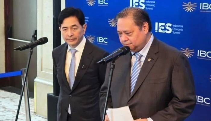 Menteri Koordinator Bidang Perekonomian Airlangga Hartarto dalam acara Indonesia Economic Summit (IEC) 2026 di Jakarta, Selasa (3/2/2026). FOTO : ANTARA/Bayu Saputra/am.