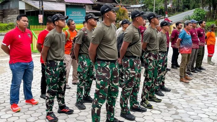 Otorita IKN bersama Grup 4 Kopassus, aparat kewilayahan dari Kecamatan Samboja Barat dan Kelurahan Sungai Merdeka, serta Balai Perhutanan Sosial Kutai Kartanegara berhasil melaksanakan aksi bersih sampah di Ibu Kota Nusantara, pada Rabu (11/2/2026). Foto: HO/Humas Otorita IKN