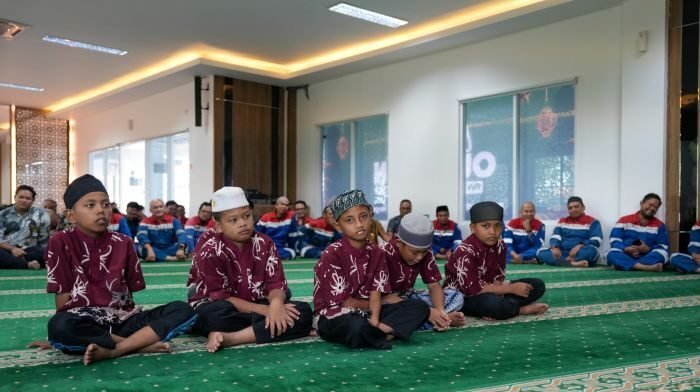 PT KPB menghadirkan rangkaian program bertajuk Energizing Our Iman, di Musala Ar-Royyan Gedung Modification Site Office KPB, pada Rabu (11/02/2026). Foto: HO/KPB