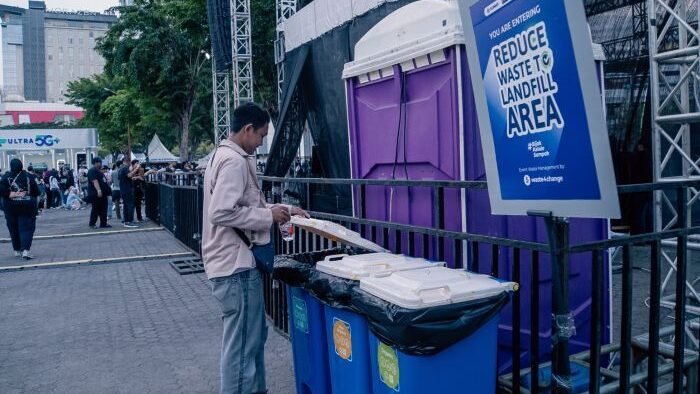 Penyelenggaraan acara Ultraverse Festival, konser musik berskala besar yang digelar secara serentak di Jakarta, Surabaya, dan Denpasar belum lama ini. Foto: HO/XLSMART