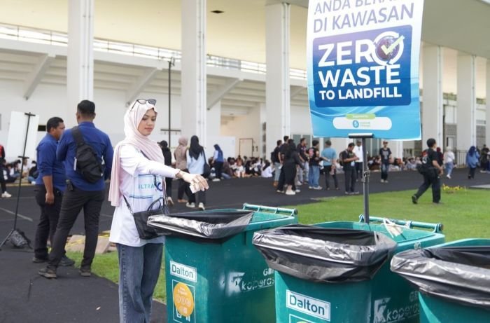 Perkuat Komitmen ESG, XLSMART Lakukan Pengelolaan Sampah Berkelanjutan di Acara Ultraverse Festival